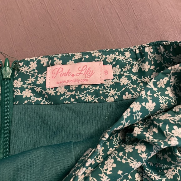 Pink Lily two piece outfit - Picture 5 of 6